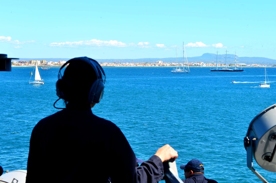 170911-N-QR145-047 (36995299536)