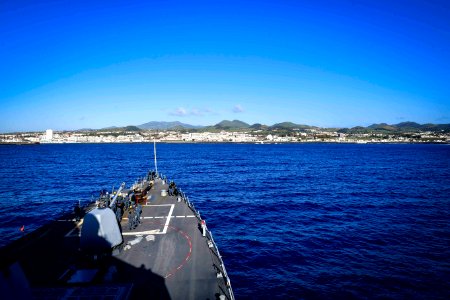 171108-N-UY653-002 (24393452638)
