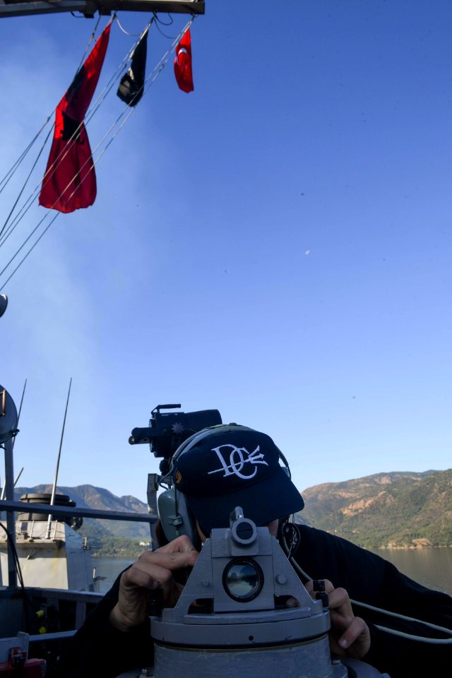 171109-N-FP878-053 (24418842018)