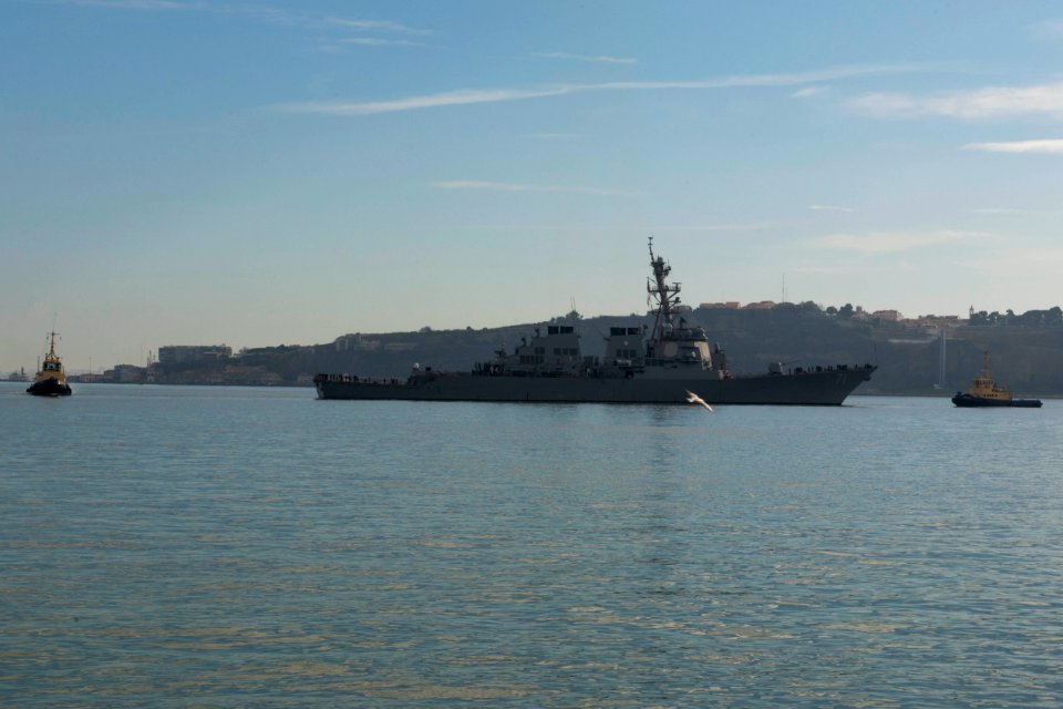 171213-N-MZ309-024 (24188329157)