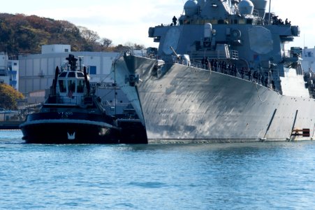 171213-N-HE318-123 (24236996467)