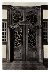 173 Bielefeld. — Portal, früher am Hause Merfeld, Niedernstr. 12 photo