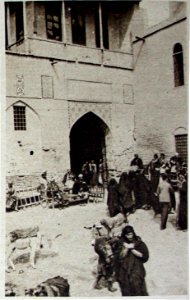 174 4 l'entrée du bazard