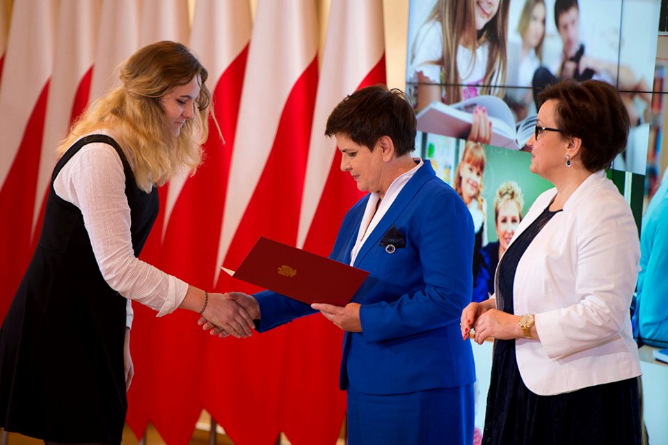 Uroczystość z okazji Dnia Edukacji Narodowej w KPRM (37025372584)