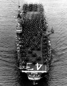 USS Coral Sea (CVB-43) with her flight deck packed with aircraft of Carrier Air Group (CVG) in 1949. (49338704673)
