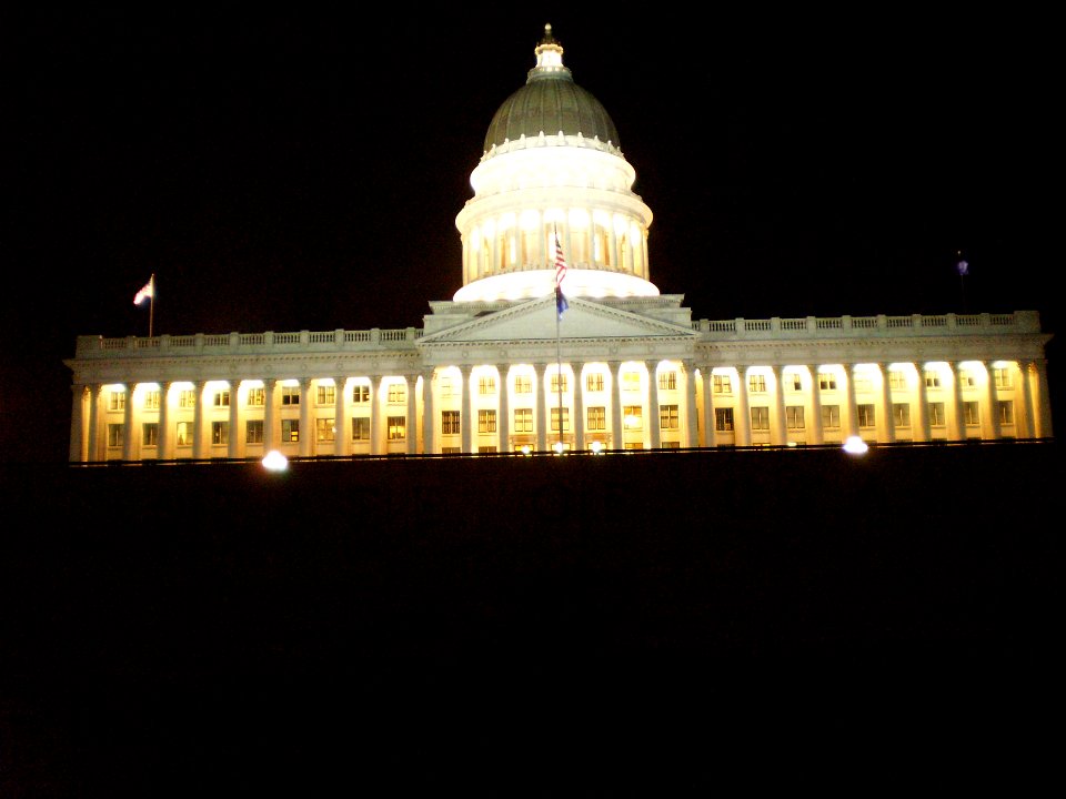 Utah State Capitol grounds, Thanksgiving evening - November 2008 - by Brandon Evershed (10) (18144652080)