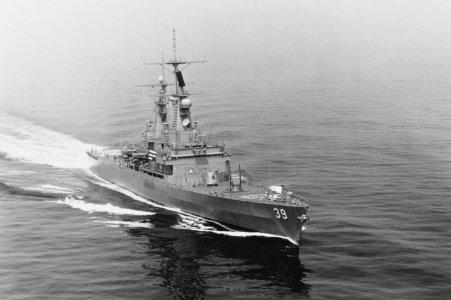 USS Texas (CGN-39) July 6th 1977 during sea trials. (48230135092)