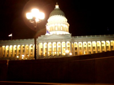 Utah State Capitol grounds, Thanksgiving evening - November 2008 - by Brandon Evershed (6) (18333878311)
