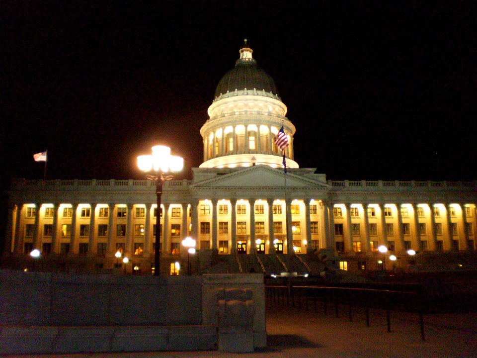 Utah State Capitol grounds, Thanksgiving evening - November 2008 - by Brandon Evershed (12) (18146995809)