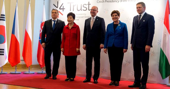 V4 Summit in Prague 2015-12-03 (23412347901)
