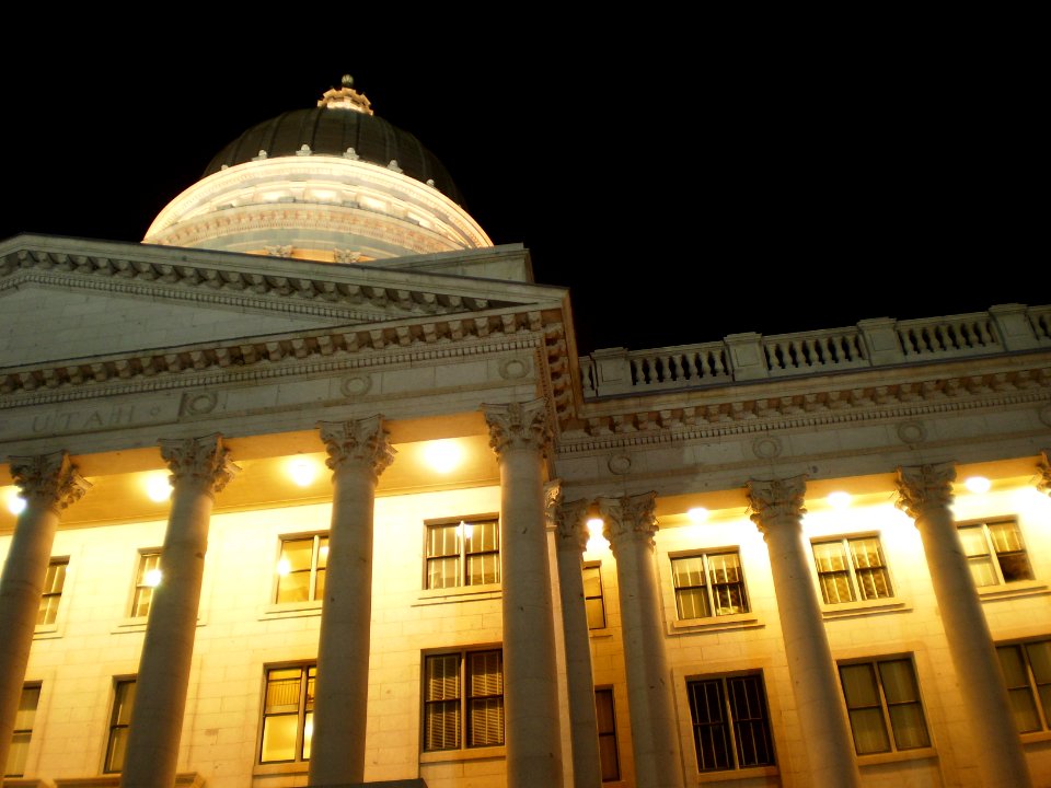 Utah State Capitol grounds, Thanksgiving evening - November 2008 - by Brandon Evershed (29) (18334455631)
