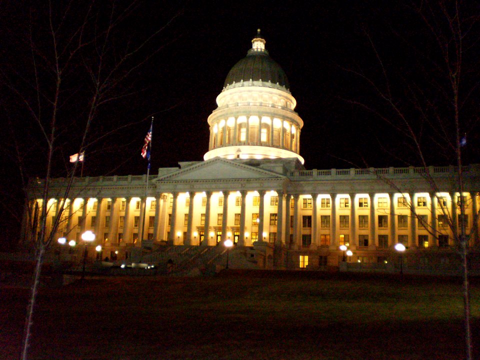 Utah State Capitol grounds, Thanksgiving evening - November 2008 - by Brandon Evershed (4) (18328490832)