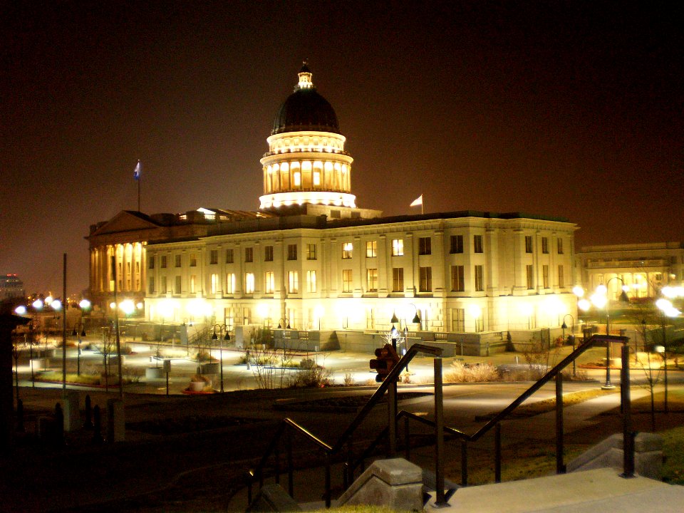Utah State Capitol grounds, Thanksgiving evening - November 2008 - by Brandon Evershed (47) (18146502899)