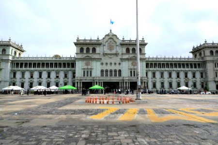 Vacunación Vehicular, Palacio Nacional.0452 (51402157483)