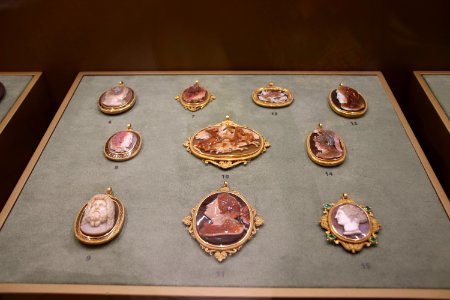 Vatican Museum (48465947782)