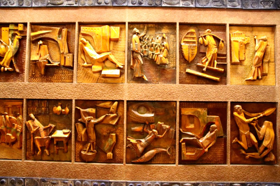 Vatican Museum (48466276187)