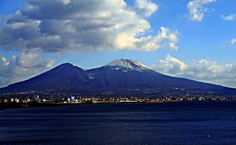 Vesuvius today, January 6, 2017 (31300993324)