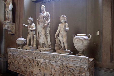 Vatican Museum (48466427347)