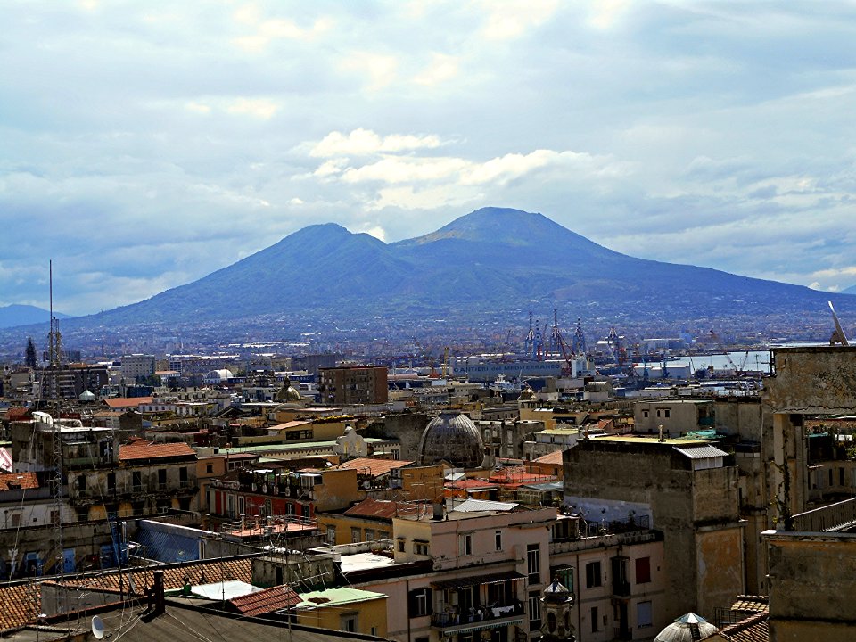 Vesuvius (28347702016)