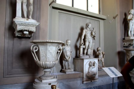 Vatican Museum (48466434807)