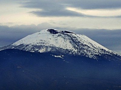 Vesuvius today, January 18, 2017 (32233646392)