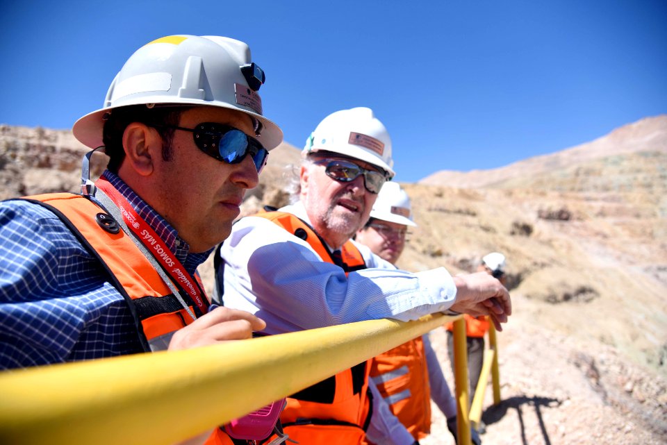 VISITA DE MINISTRO PROKURICA A RAJO INCA DE DIVISIÓN SALVADOR, DE CODELCO. (30012172187)