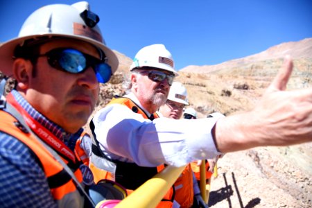 VISITA DE MINISTRO PROKURICA A RAJO INCA DE DIVISIÓN SALVADOR, DE CODELCO. (30012172567)