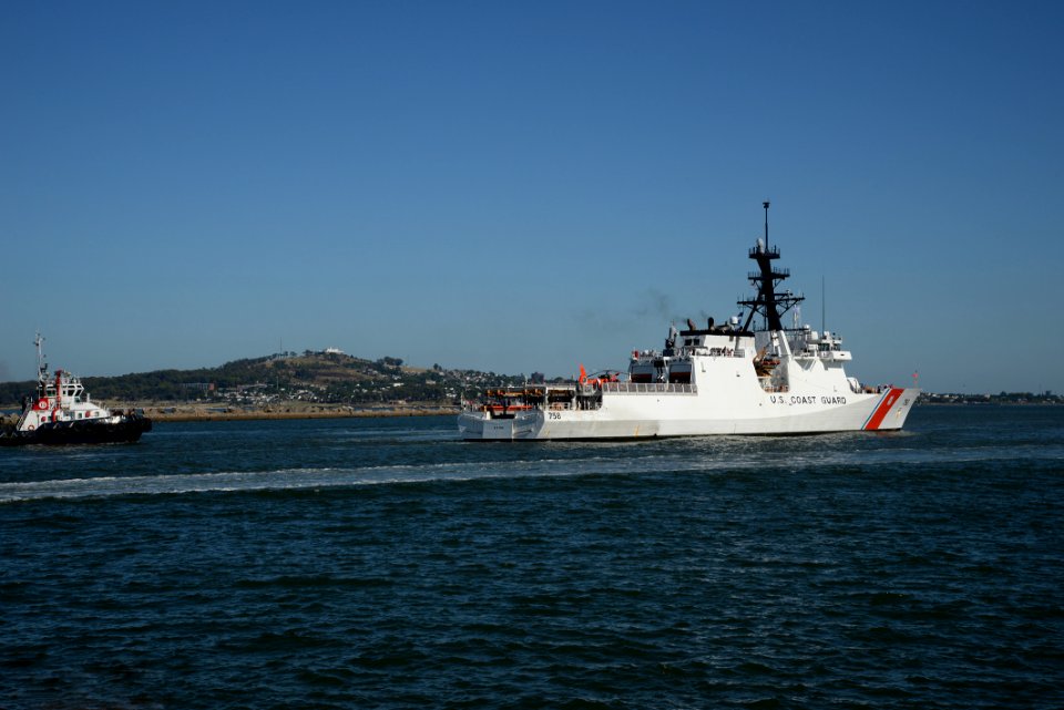 Visita del Buque USCG Cutter Stone de la Guardia Costera de EE.UU. al Puerto de Montevideo. (50881286496)