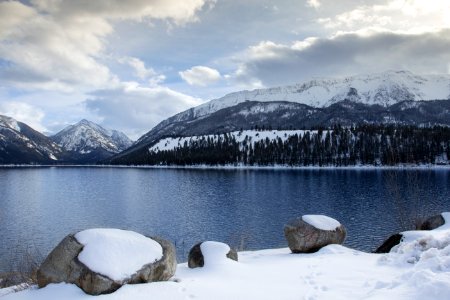 Wallowa Lake in winter, Oregon (40749606002)