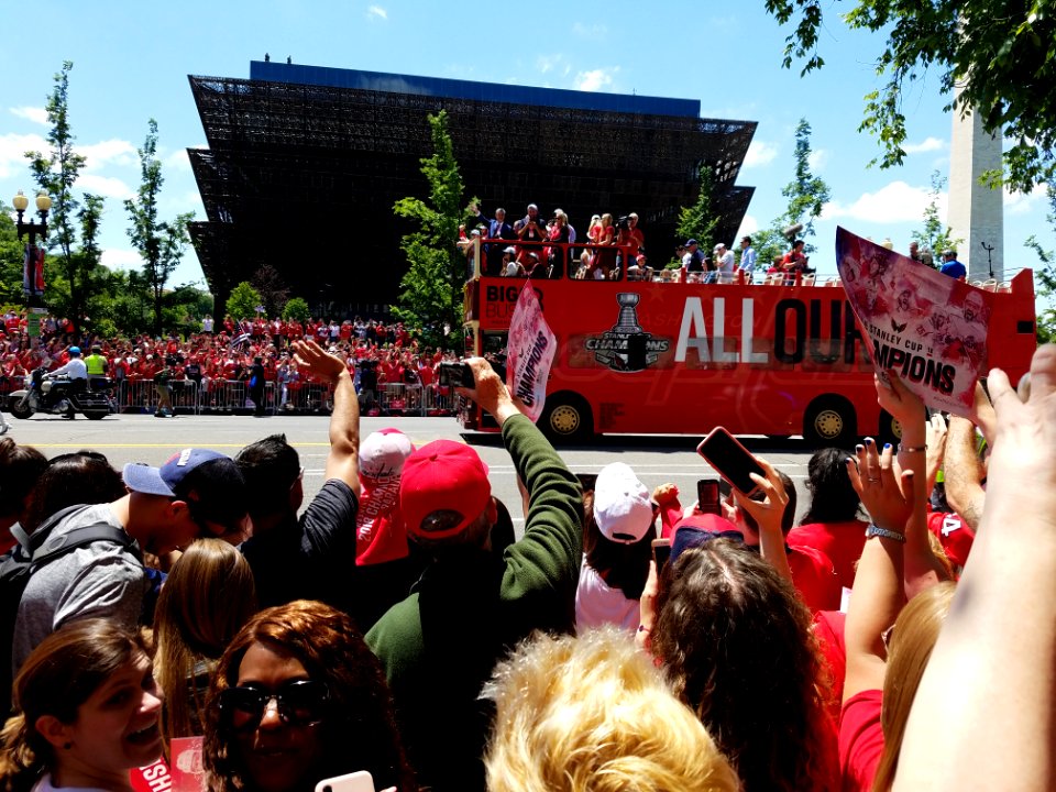 Washington Capitals Parade (27985214847)