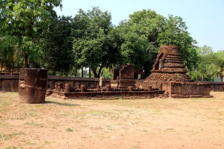 Wat Phra Si Ratana Mahathat, Si Satchanalai Historical Park (47589155252)