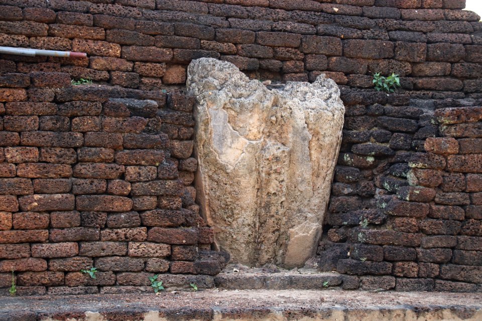 Wat Phra Si Ratana Mahathat, Si Satchanalai Historical Park (46917801704)
