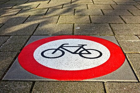 No bikes icon symbol photo