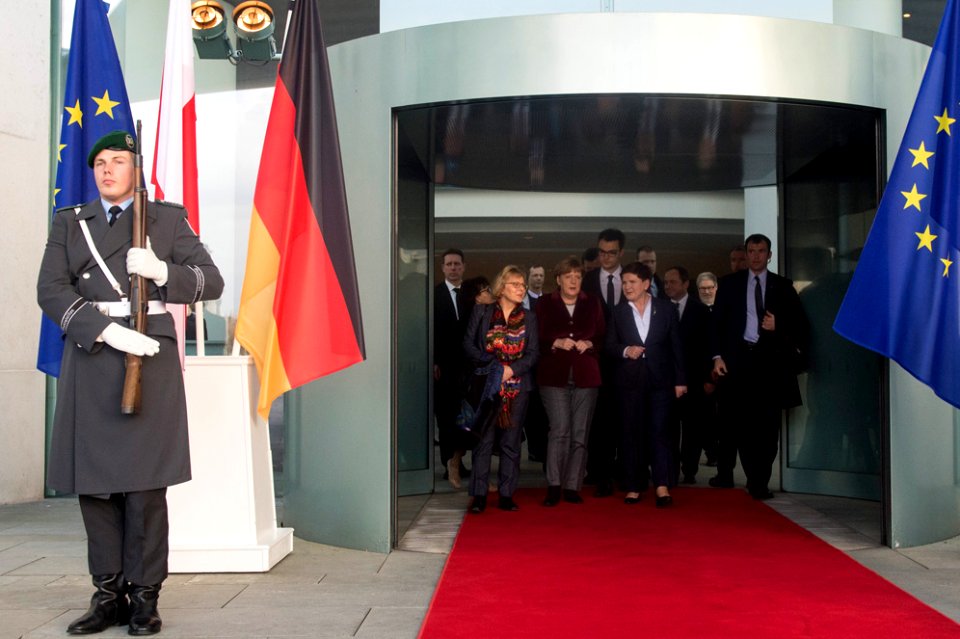 Wizyta premier Beaty Szydło w Berlinie (24610879959)