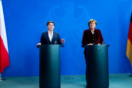 Wizyta premier Beaty Szydło w Berlinie (24860517162)