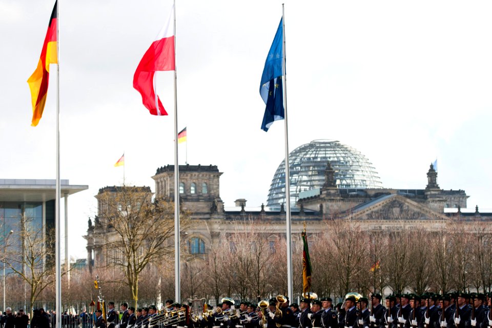 Wizyta premier Beaty Szydło w Berlinie (24350492283)