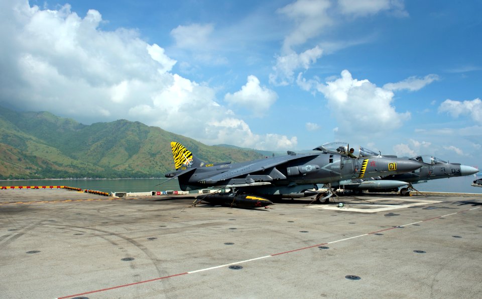 AV-8B Harriers of VMA-542 on USS Bonhomme Richard (LHD-6) in Subic Bay on 9 October 2012