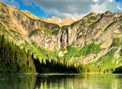 Avalanche Lake, Monument Falls