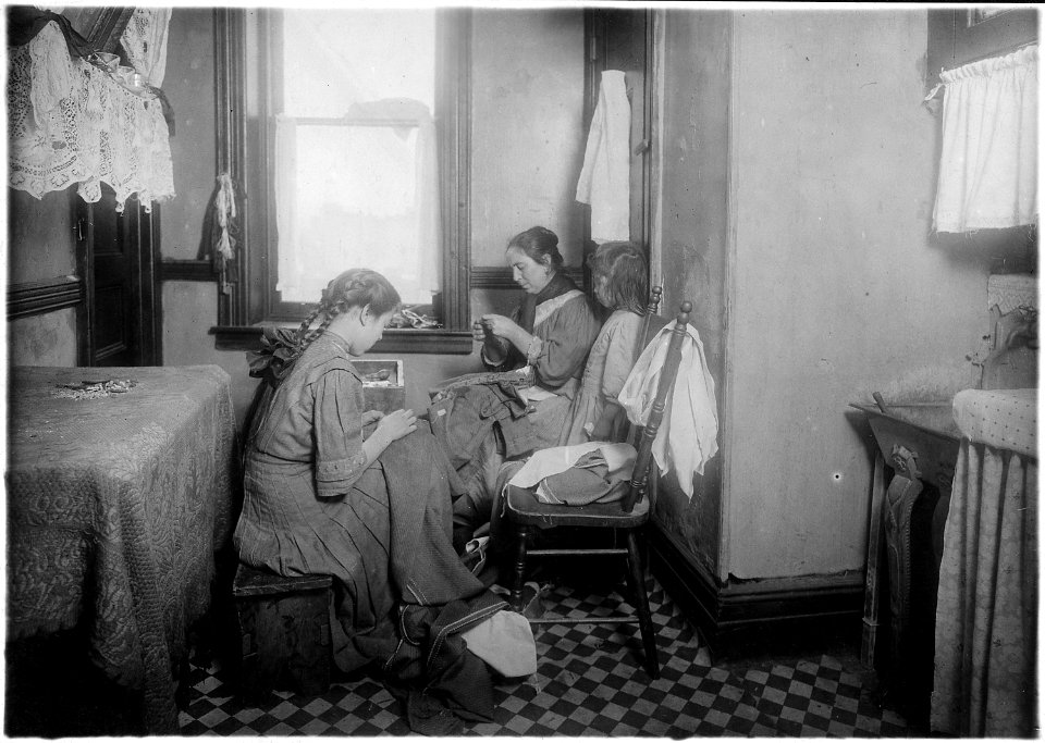 Averzano family, photo taken 1-30 P.M. March 6, a school day and Josephine said she wasn't going to school this week... - NARA - 523528
