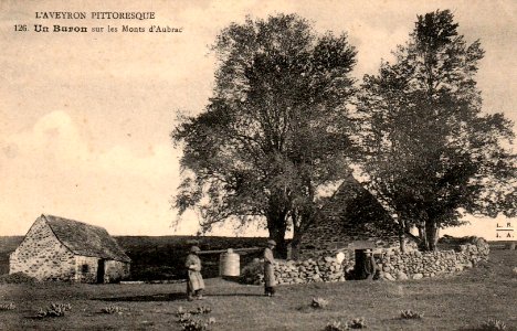 Aveyron Pittoresque 126 - Un Buron sur les Monts d'Aubrac