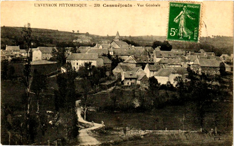 Aveyron Pittoresque 239 - Cassuéjouis - vue générale