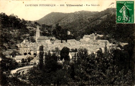 Aveyron Pittoresque 1661 - Villecomtal - vue générale