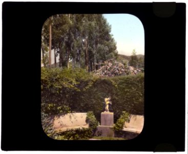 Piranhurst, Henry Ernest Bothin house, 371 Cold Spring Road, Montecito, California. Garden seat LCCN2007684883