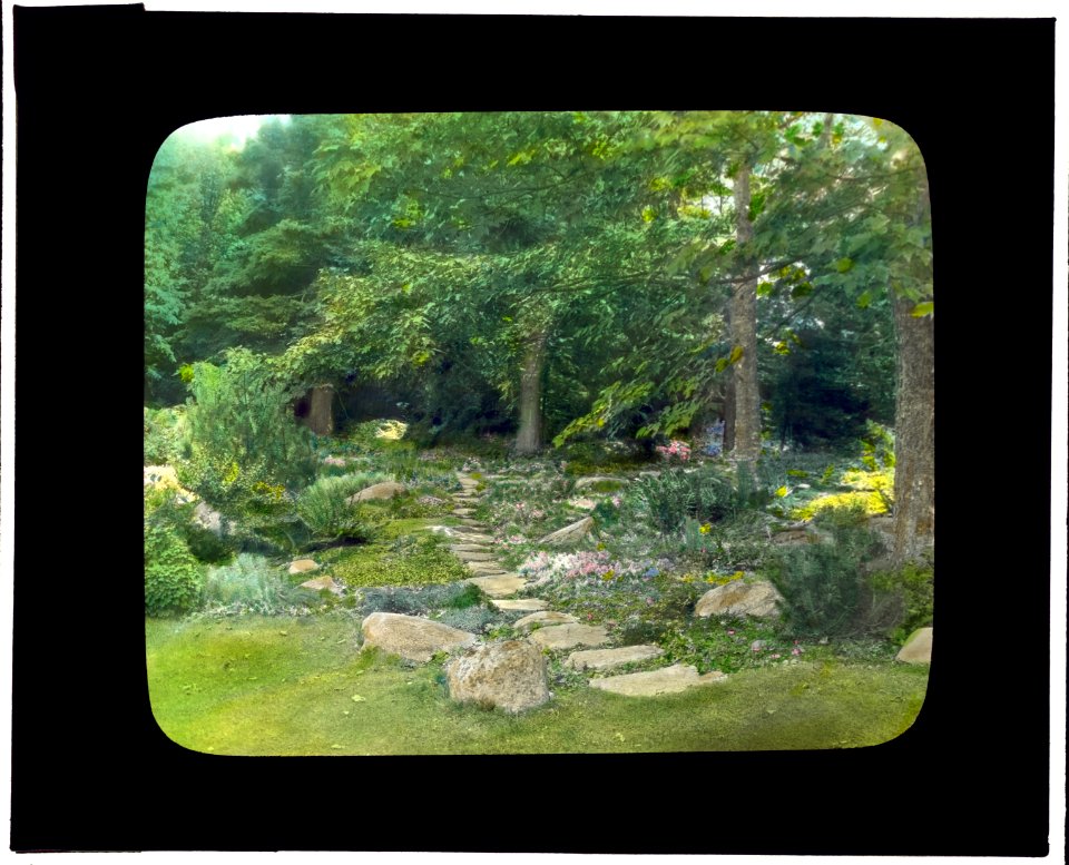 Reef Point, Beatrix Jones Farrand house, Bar Harbor, Maine. Pathway LCCN2008675993
