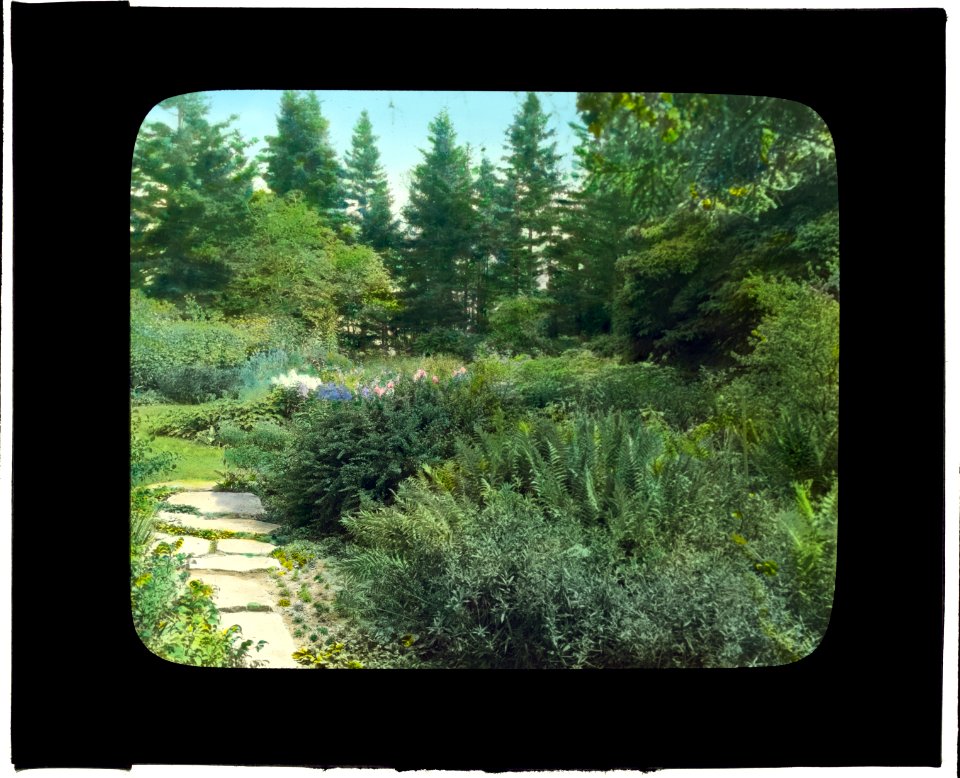 Reef Point, Beatrix Jones Farrand house, Bar Harbor, Maine. Fieldstone pathway to bench LCCN2008675992