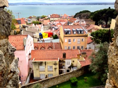 São Jorge Castle (35724210971) photo