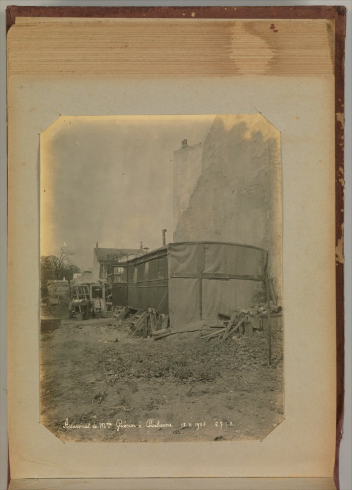 Album of Paris Crime Scenes - Attributed to Alphonse Bertillon. DP263772
