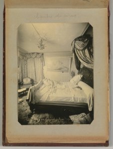 Album of Paris Crime Scenes - Attributed to Alphonse Bertillon. DP263810