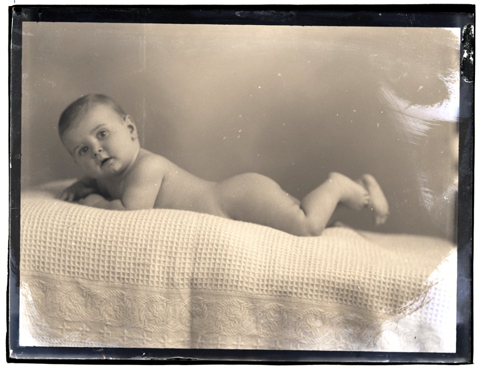 Baby Fawker, 20 Dec 1913 (17065988535)