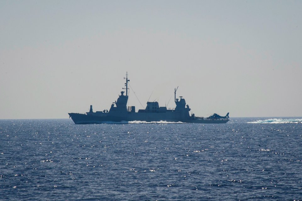 160406-N-FQ994-036 (26451996751)